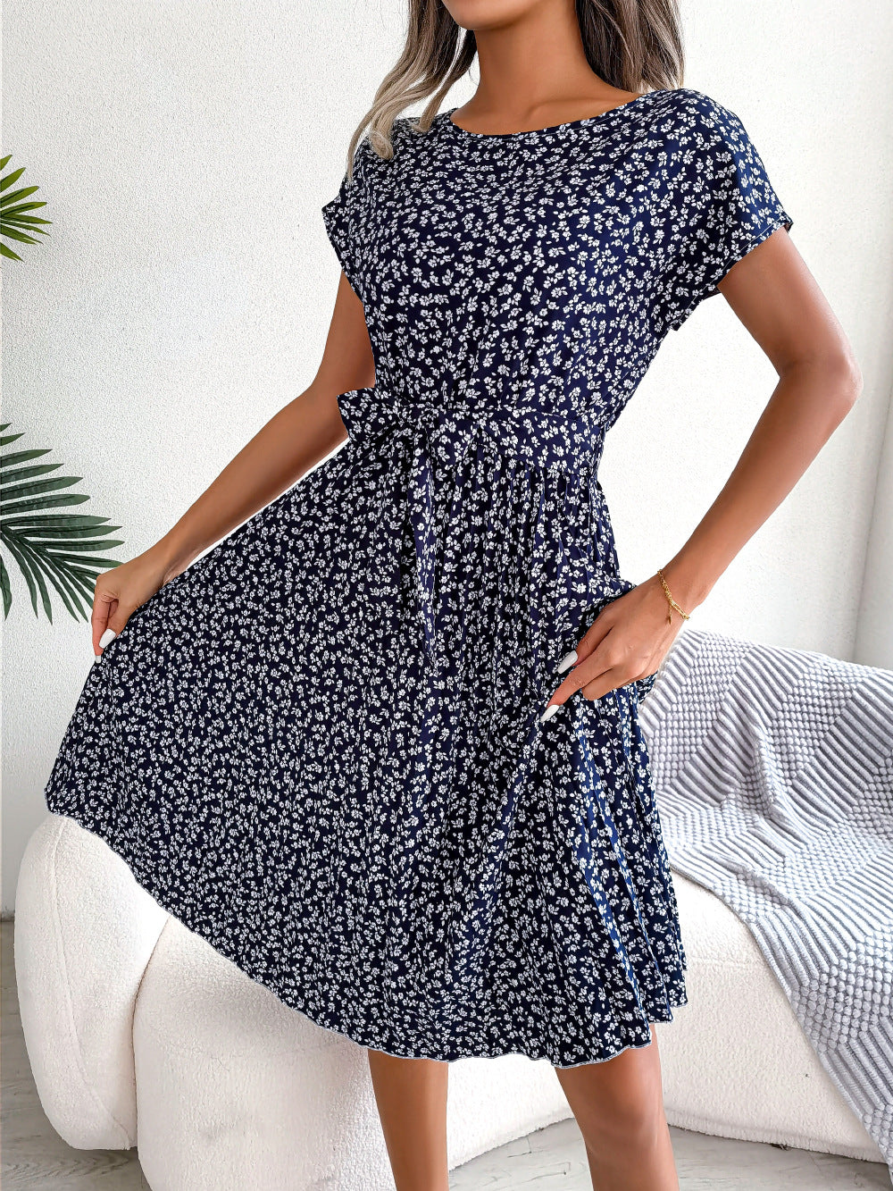 Women's Casual Short-sleeved Floral Print Pleated Dresses