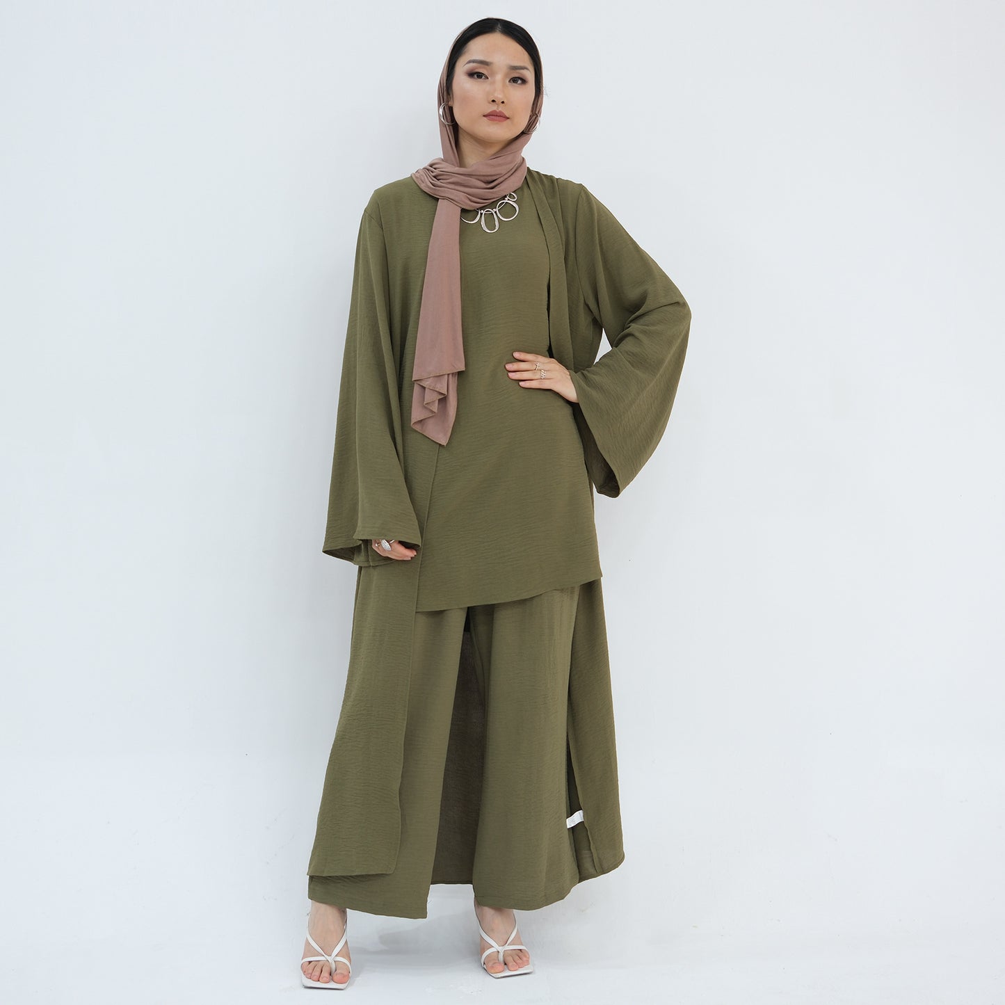 Beautiful Slouchy Turkey Solid Color Three-piece Suits