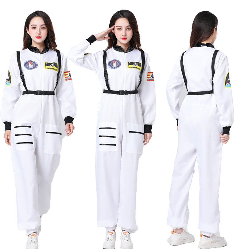 Costumes d'astronaute errant sur Terre pour Halloween